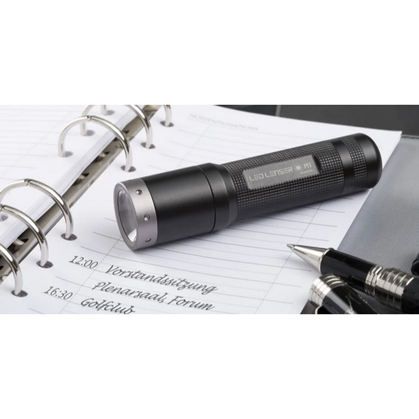 Ledlenser 手電筒 - M1 (CR123*1)